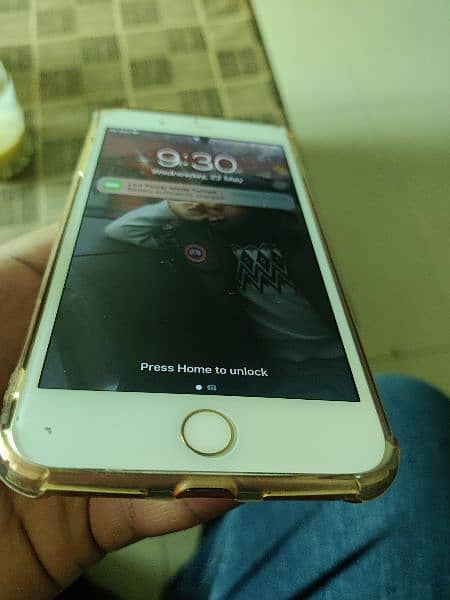Perfect Iphone 7+ Rose Gold phone for sale 2