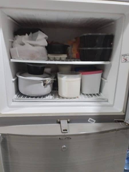 Dawlance refrigerator 10