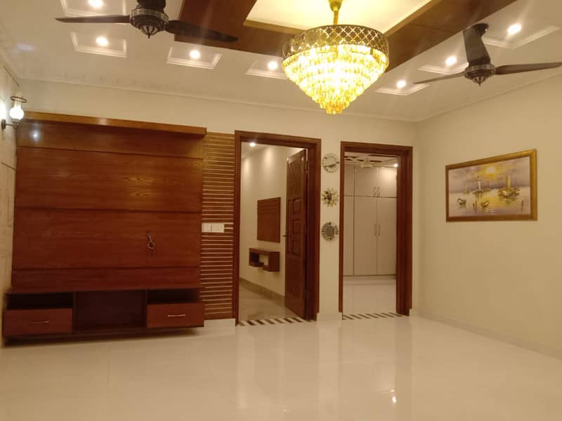 10 Marla Brand New Luxurious House Available For Rent In Jasmine Block Bahria Town Lahore 37