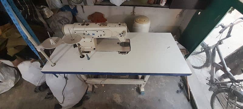 JUKI Sewing machine 1