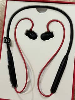 OnePlus Bullets Wireless Z2 Bluetooth Earbuds - Excellent Condition!