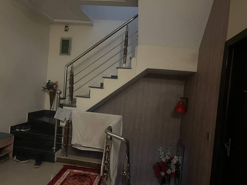 5 Marla Used New Condition Beautiful Affordable House Of Available For Sale In Johar Town 4