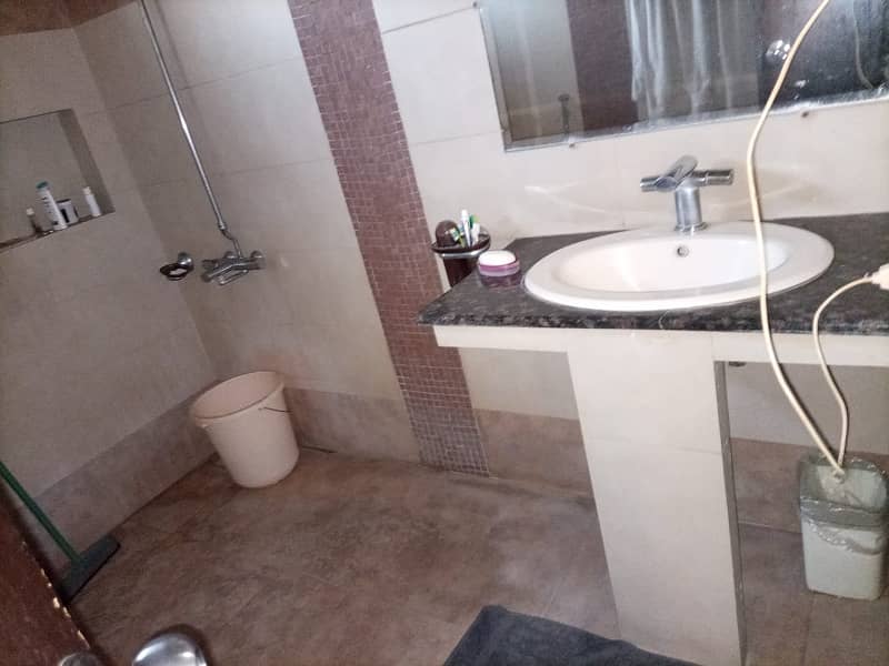 5 Marla Used New Condition Beautiful Affordable House Of Available For Sale In Johar Town 12