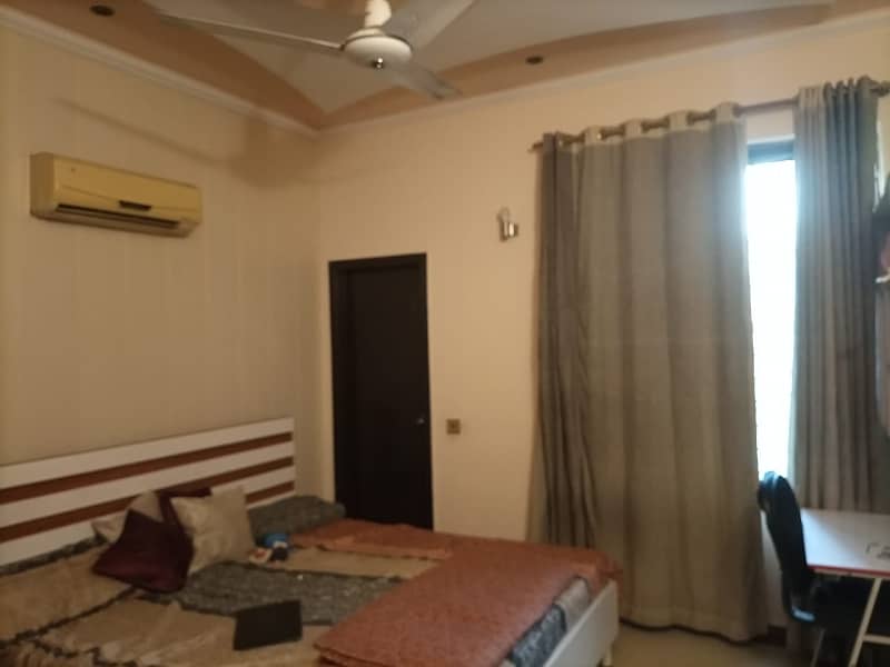 5 Marla Used New Condition Beautiful Affordable House Of Available For Sale In Johar Town 13