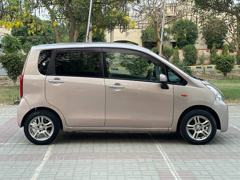 DAIHATSU MOVE 2011 2012 MODEL 2014 LAHORE REG SECOND OWNER ORIGINAL 14