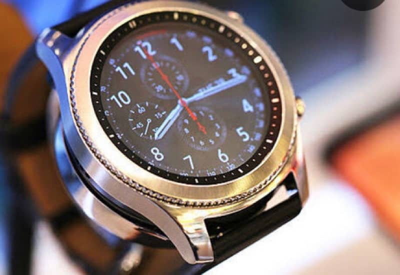 Samsung Gear S4 Classic 0