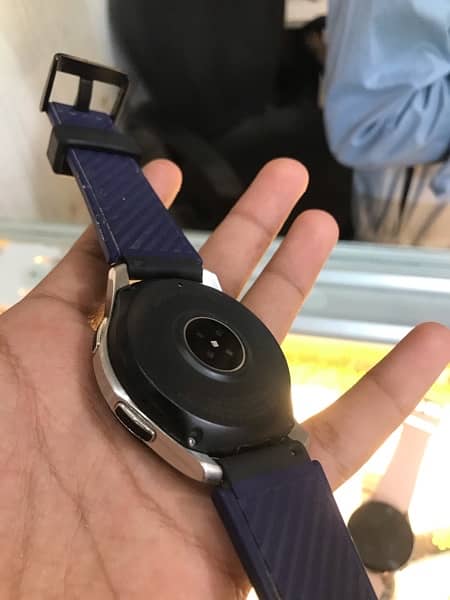 Samsung Gear S4 Classic 1