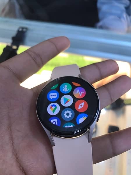 Samsung Galaxy Watch 5 Rose Gold 4