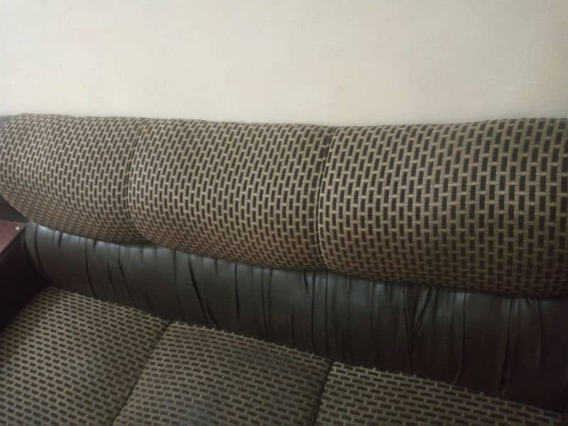 sofa set for sale very reasonable. . contact 03334916529 2