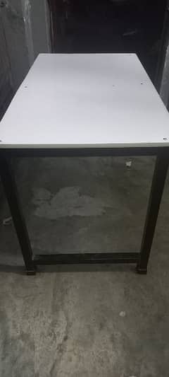 Computer Table Solid for Sale