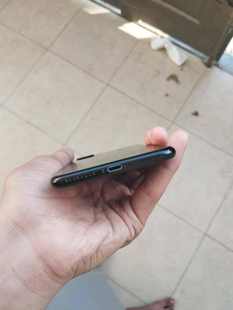 Apple iphone 7plus 128 gb shade black 4