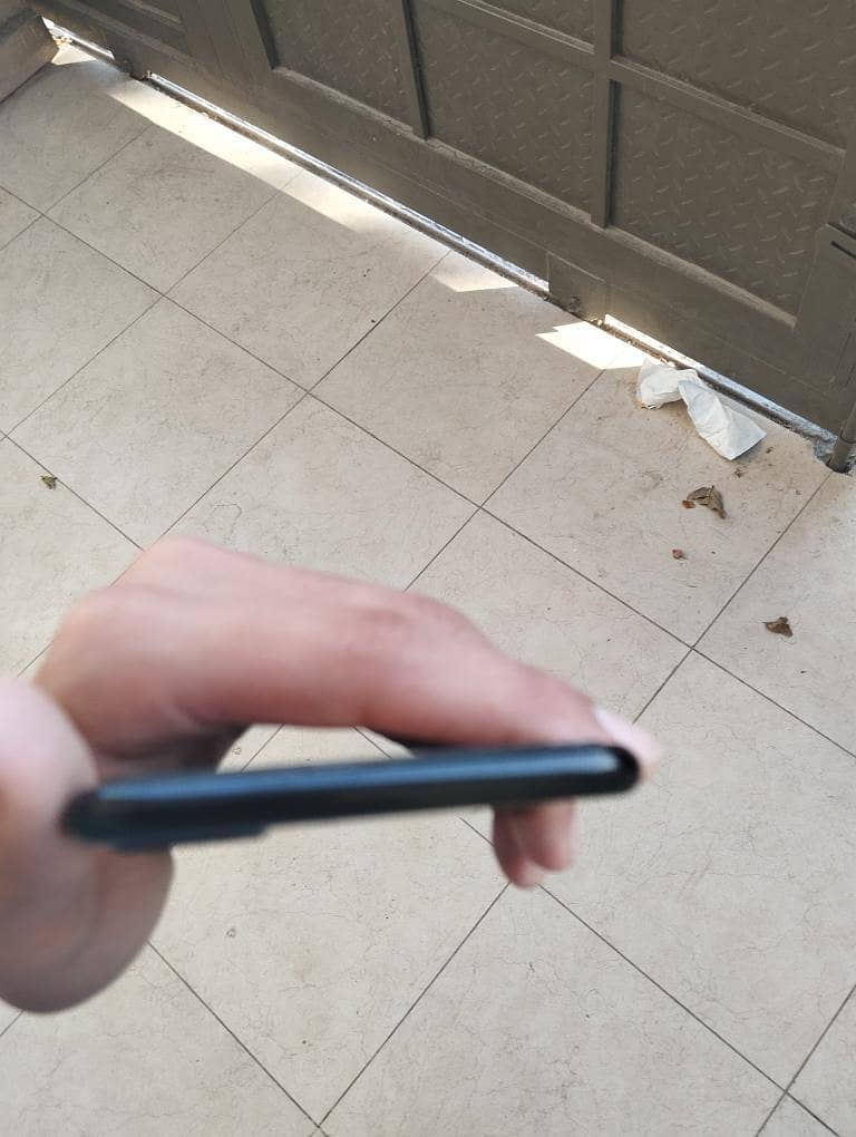 Apple iphone 7plus 128 gb shade black 5