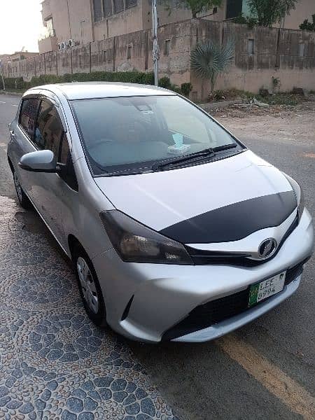 Toyota Vitz 2015 3