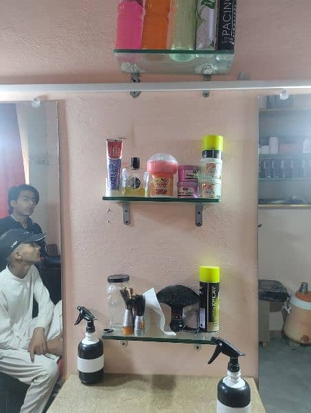 Beauty saloon for sale urgent 11