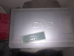 DVD PLAYER WITH REMOTE 0