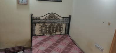 Iron Bed For sell With new mattress 5-6 month use