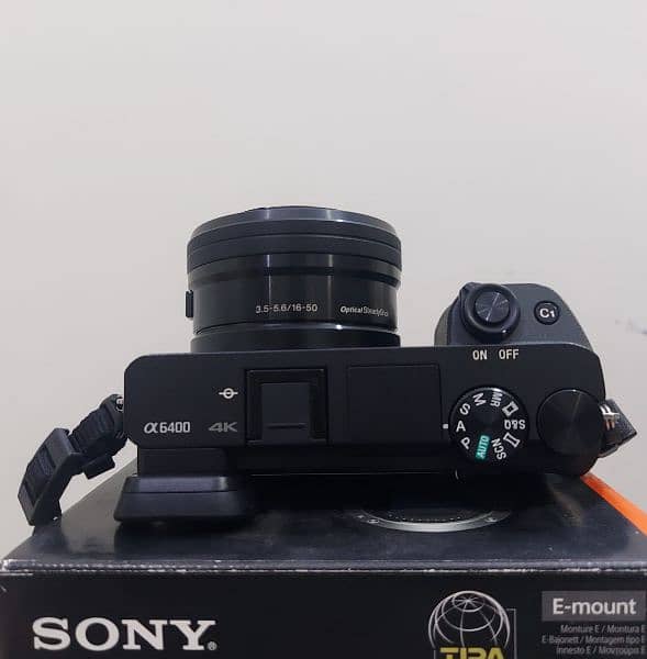 Sony a6400 kit lens 16/50 lush condition 2