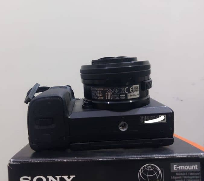 Sony a6400 kit lens 16/50 lush condition 3