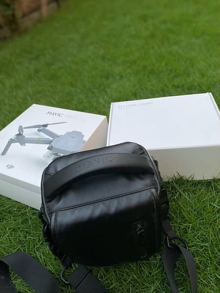 DJI MavicPro with Leather Pouch and FlyMore Combo 5