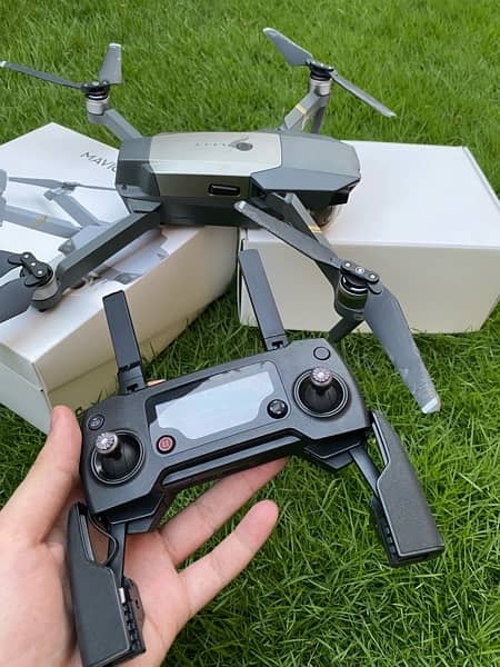 DJI MavicPro with Leather Pouch and FlyMore Combo 13