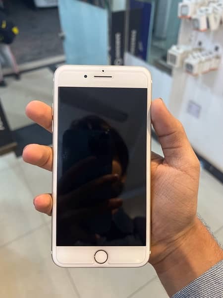 Iphone 7 plus 128 gb pta approved 1