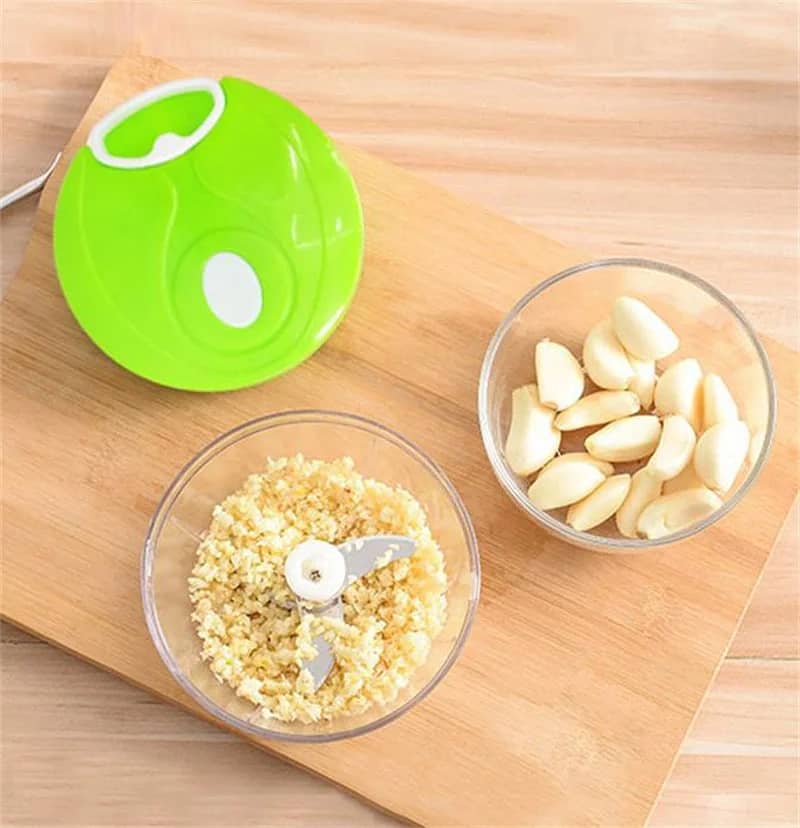 Easy Spin Cutter And Chopper Kitchen Tool 5