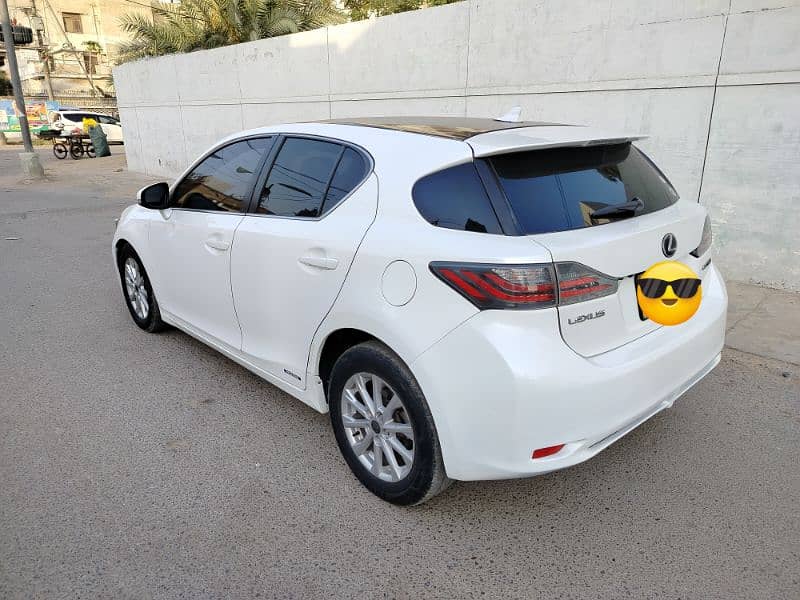 Lexus CT200h 2011 Hybrid 1800cc Pal White 4