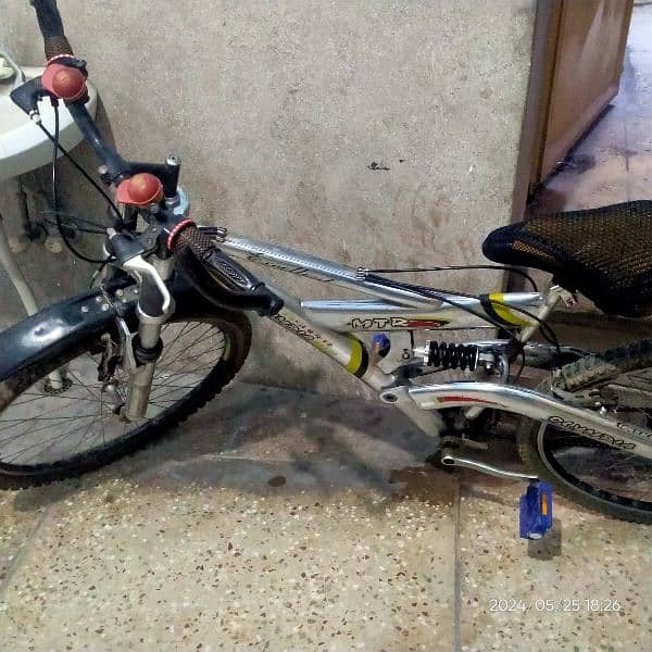 Sports Bycicle for sale 3