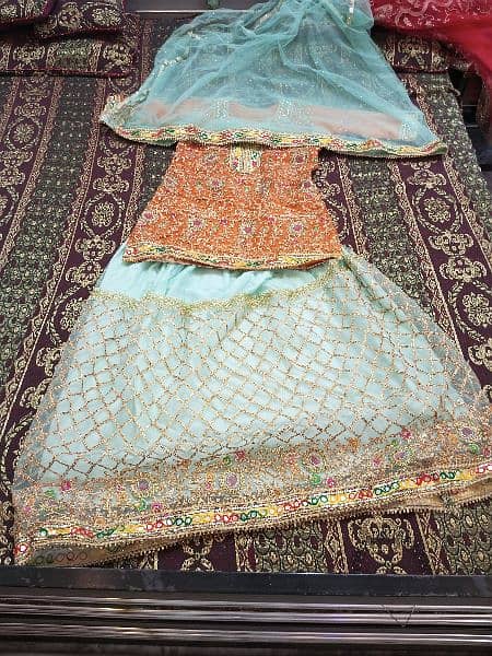 suits langa frok
only 1 time we use this dresses
neat clean condition 0