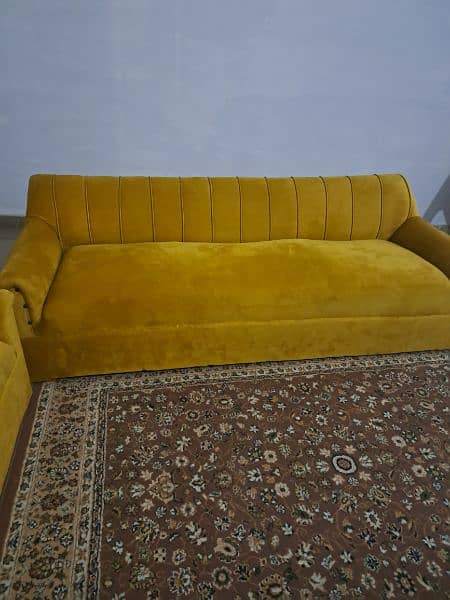 sofa with velvet fabric 1