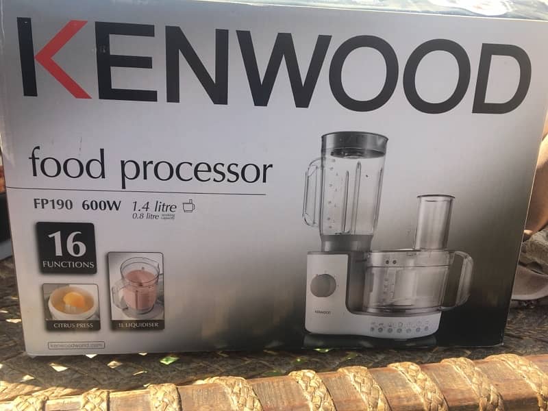 kenwood Juice Machine with Jug 1