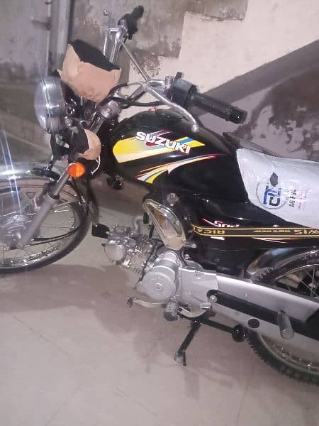 Suzuki 110 Bike for sale 3