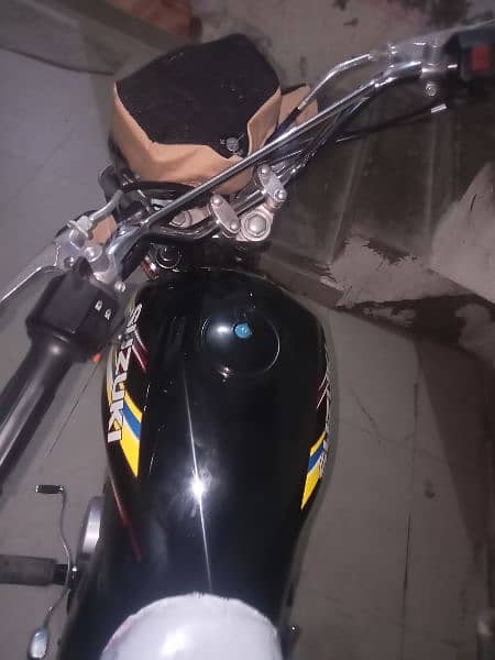 Suzuki 110 Bike for sale 6