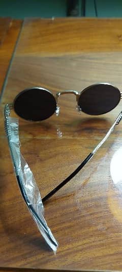 Imported round sunglasses