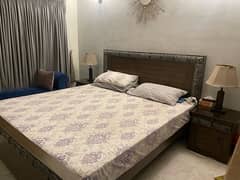 King size bed for sell 0