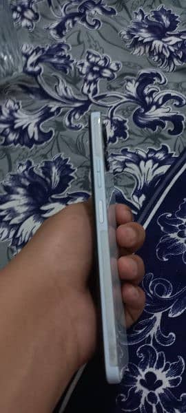 Tecno Camon 19 neo 10/10 condition with box and charger 0