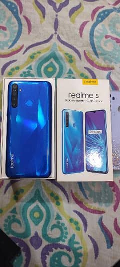 Realme 5 [ ladies Hand Used ] [ With box ]