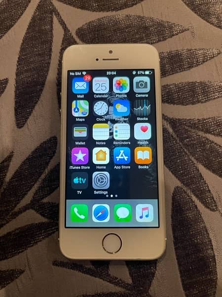 iPhone 5s 16gb PTA approved 1