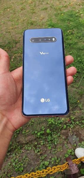 LG V60 ThinQ 5G | 8/128 GB 0