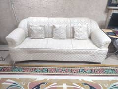 Exquisite 5 Seater Sofa Set in Royal White/Silver Color with cushions