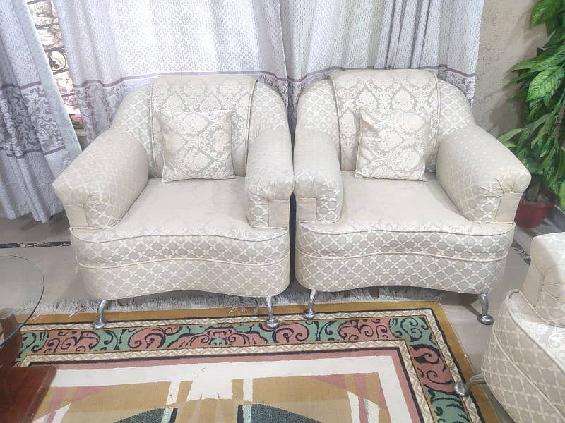 Exquisite 5 Seater Sofa Set in Royal White/Silver Color with cushions 1
