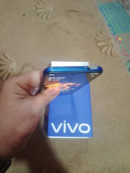 vivo y51 (4/128) ram with box only touch change 3