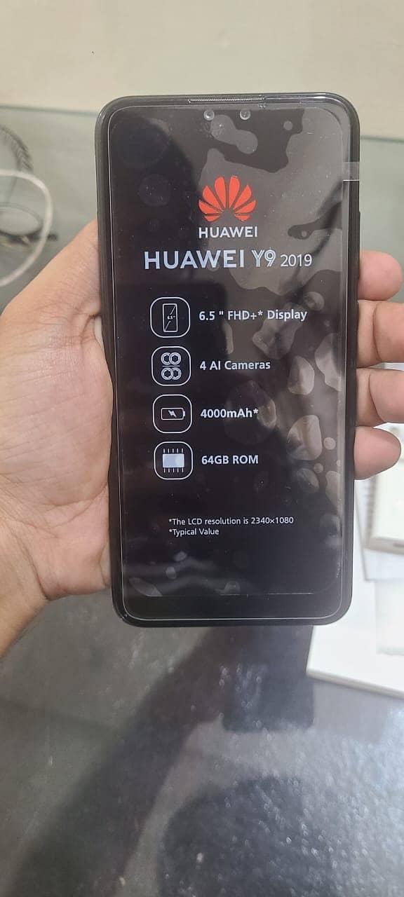 Huawei Y9 2019 4/64gb 9