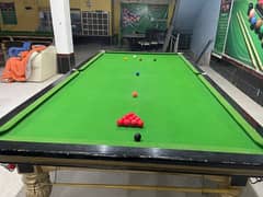 SNOOKER TABLE 0