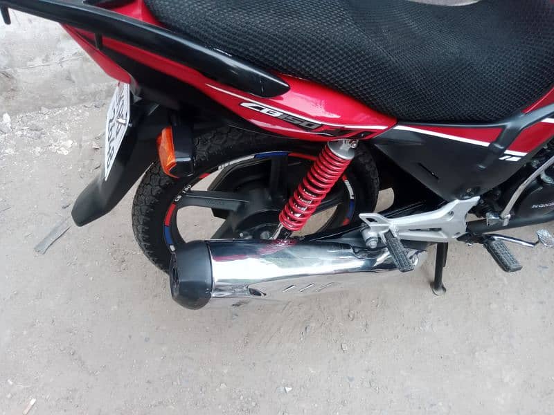 Honda CB 150F brand new condition 1