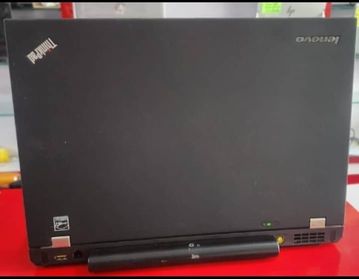 LENOVO THINKPAD T520 CORE i5-2.50Ghz GEN. 2nd 4GB DDR3 RAM 128GB SSD 6