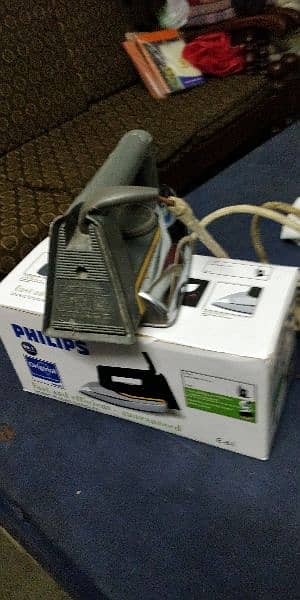 Philips iron 1000w 1