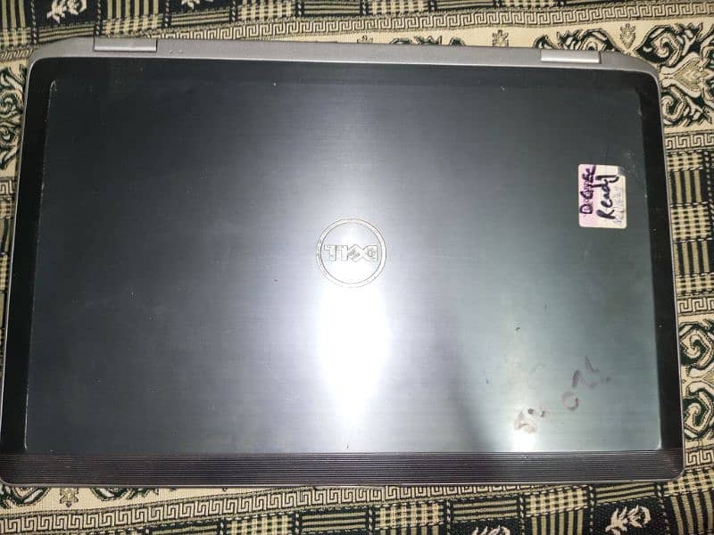 Dell latitude i6520 window 10 4gb ram and 256 ssd 3