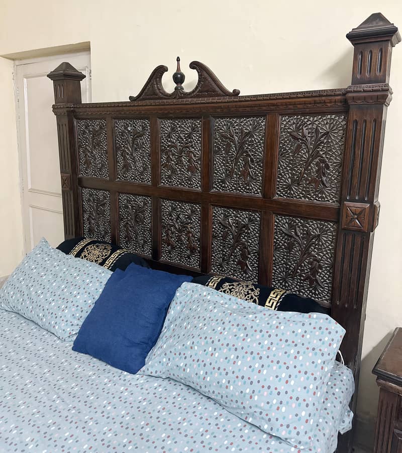 Chinioti King Size Bed Set 4