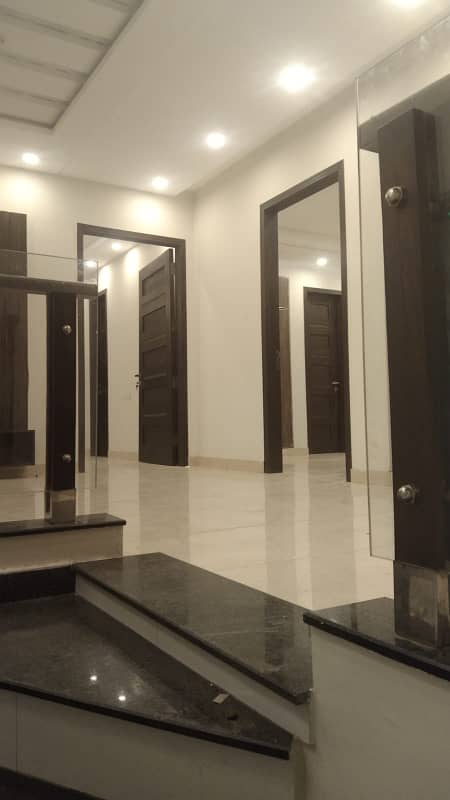 10 Marla Upper Portion For Rent In Park View City Lahore 7